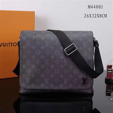 lv backpack 1 1 quality replic